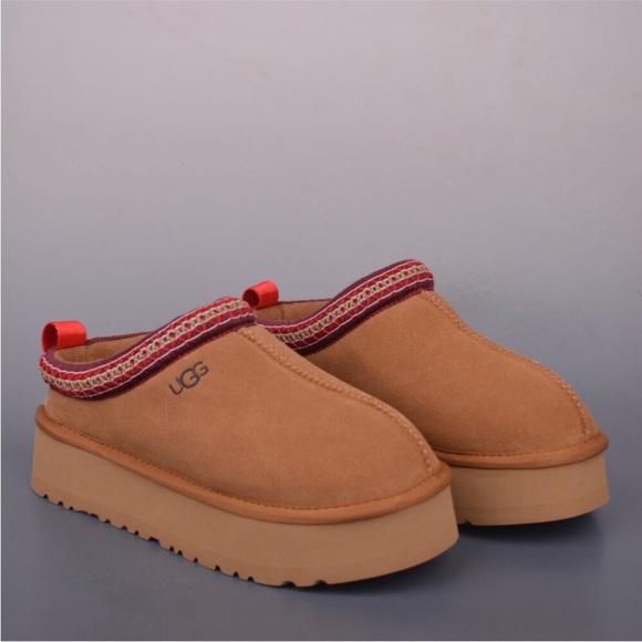 UGG Brown Platform Slip-Ons with Red Trim - Picture 4 of 9